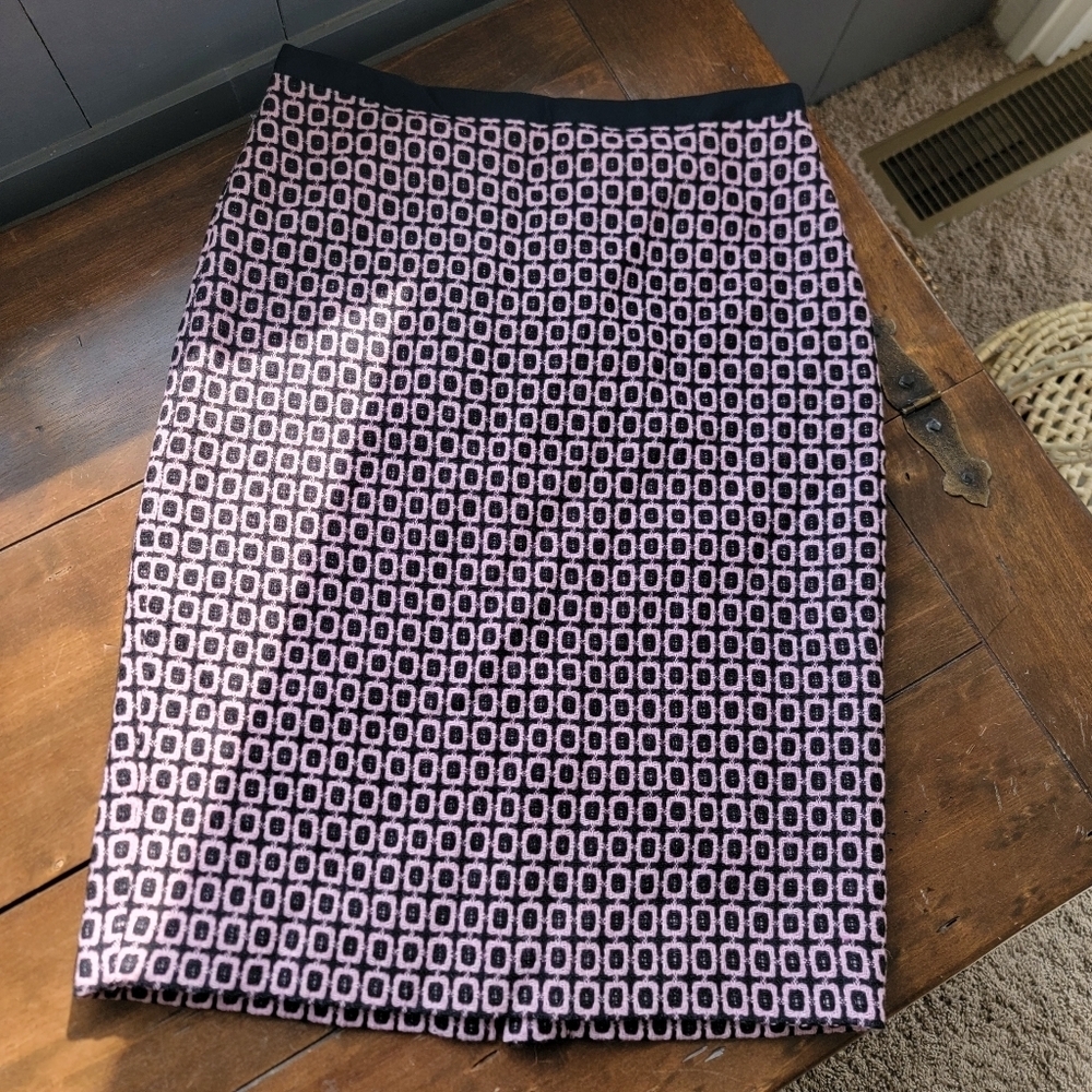 Talbots Geometric Print Wool Blend Pencil Skirt Navy Pink sz 4 Office Mod Retro